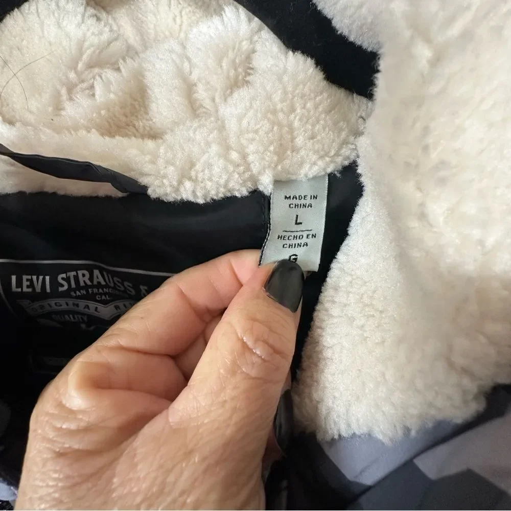 Levi's puffer camouflage Jacket